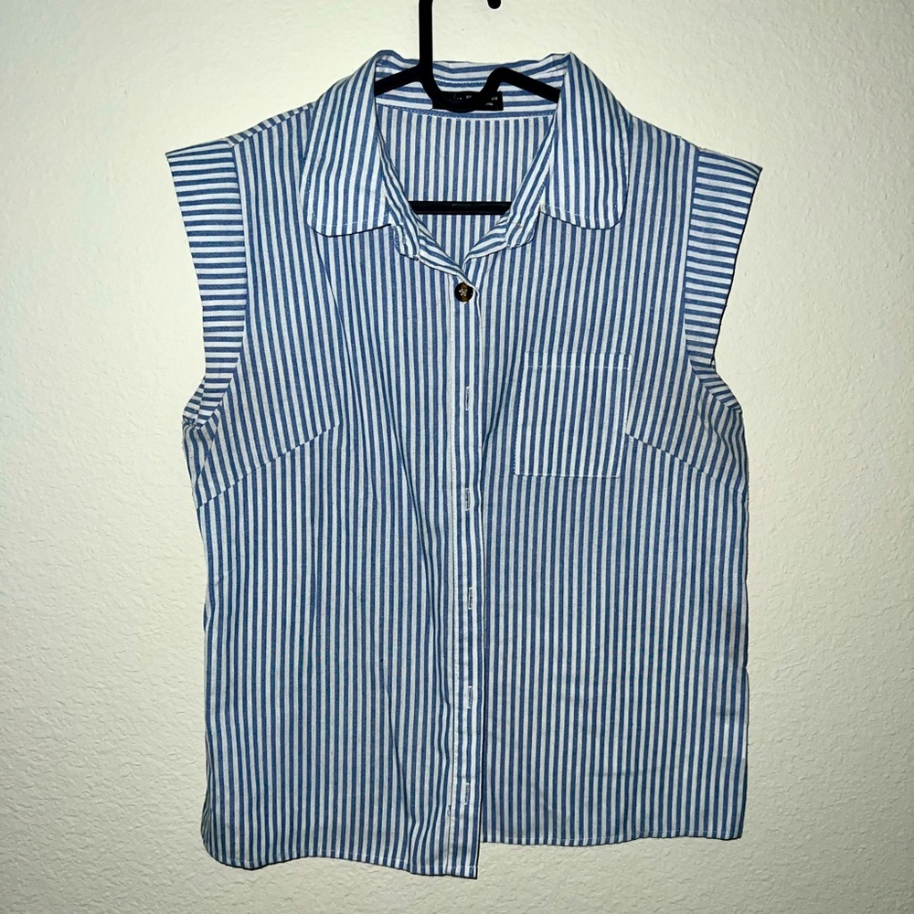 SHEIN white & blue striped top